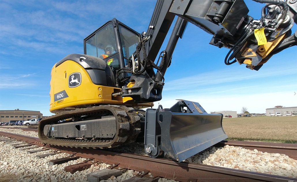 GONEO Power Track Multiprise avec 5 Prises françaises 7360W 32A, Prise de  Courant Murale à Rail Flexible de 750 mm, multiprise sur Rail Parfaite pour